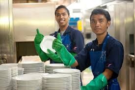 PROFESSIONAL STEWARD - CLEANER FOR A RESTAURANT IN RIYADH